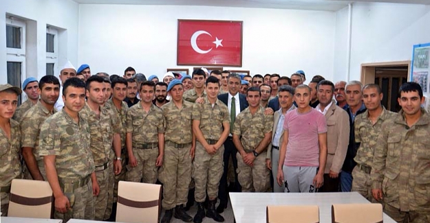 Kaymakam Akkoyun, güvenlik güçleri ile iftar yaptı